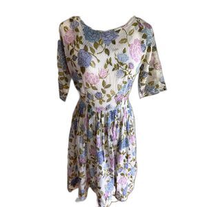 Vintage Rose Floral Hand Sewn Rare 1950/1960's era Short Sleeve Dress